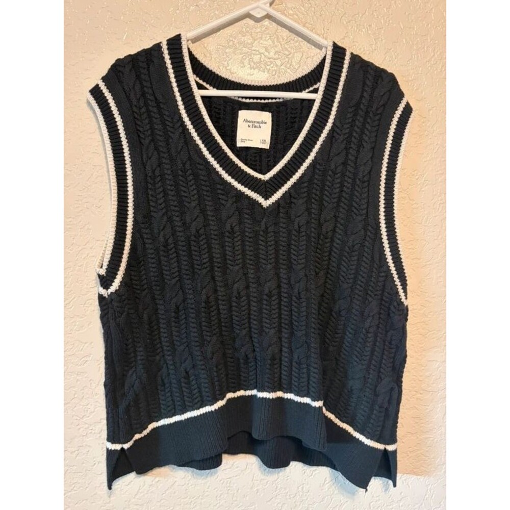 Abercrombie Black Cable Knit Sweater Vest XXL